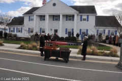 Last-Salute-military-funeral-guard-79