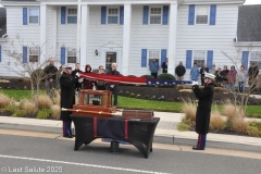 Last-Salute-military-funeral-guard-81