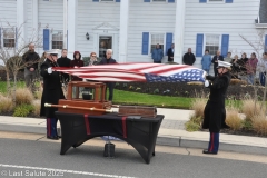 Last-Salute-military-funeral-guard-85