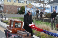 Last-Salute-military-funeral-guard-96