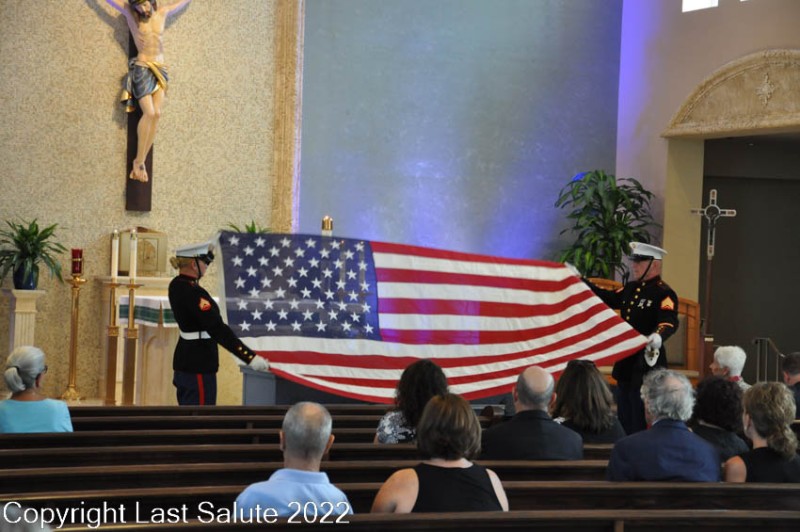 Last-Salute-military-funeral-honor-guard-0148