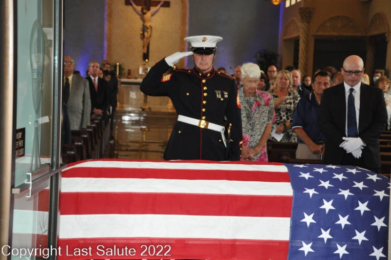 Last-Salute-military-funeral-honor-guard-0238