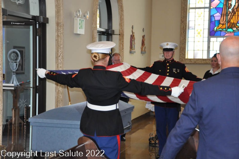 Last-Salute-military-funeral-honor-guard-0244