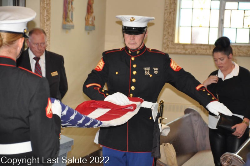 Last-Salute-military-funeral-honor-guard-0253