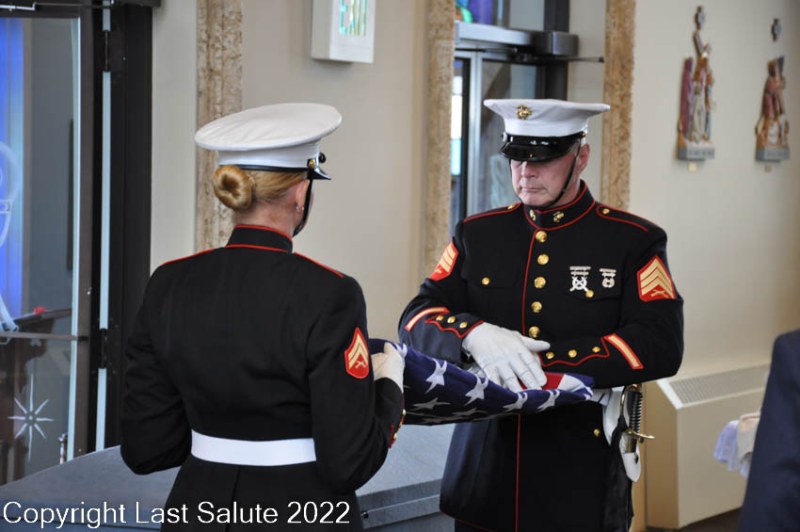 Last-Salute-military-funeral-honor-guard-0262