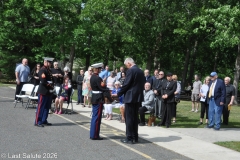 Last-Salute-military-funeral-guard-37