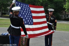 Last-Salute-military-funeral-guard-78