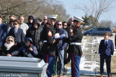 Last-Salute-military-funeral-guard-104