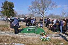 Last-Salute-military-funeral-guard-17