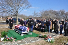 Last-Salute-military-funeral-guard-33