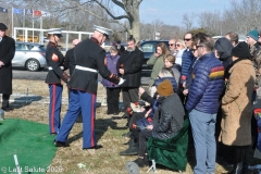 Last-Salute-military-funeral-guard-37