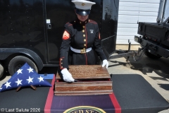 Last-Salute-military-funeral-guard-78