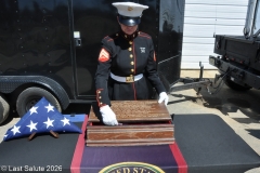 Last-Salute-military-funeral-guard-79