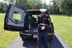 Last-Salute-military-funeral-guard-12