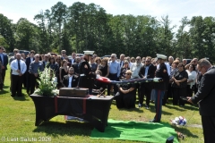 Last-Salute-military-funeral-guard-120