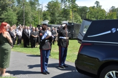 Last-Salute-military-funeral-guard-16