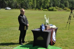 Last-Salute-military-funeral-guard-23