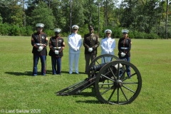 Last-Salute-military-funeral-guard-3