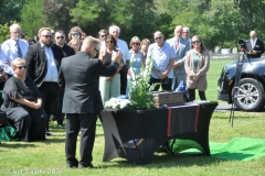 Last-Salute-military-funeral-guard-38