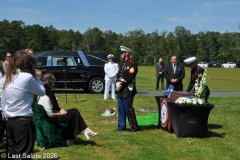 Last-Salute-military-funeral-guard-45