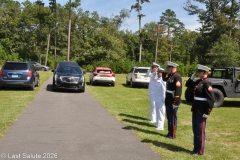 Last-Salute-military-funeral-guard-6