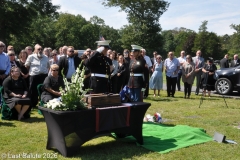 Last-Salute-military-funeral-guard-90