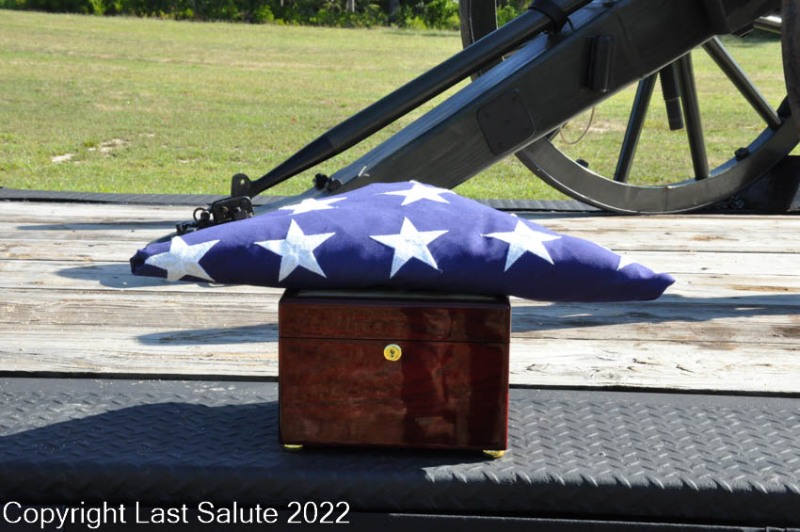 Last-Salute-military-funeral-honor-guard-0002
