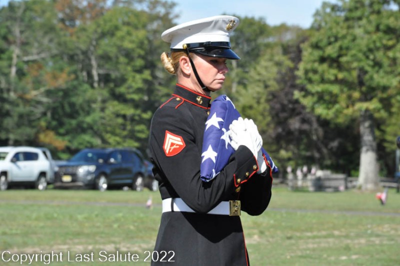 Last-Salute-military-funeral-honor-guard-0012