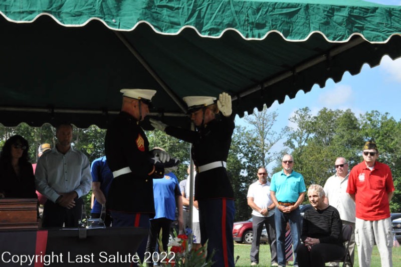 Last-Salute-military-funeral-honor-guard-0082