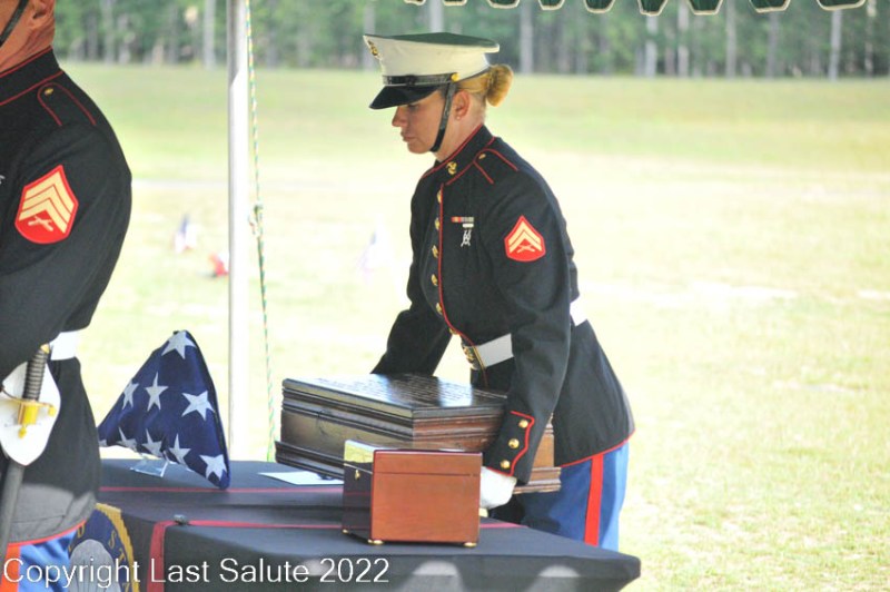 Last-Salute-military-funeral-honor-guard-7105