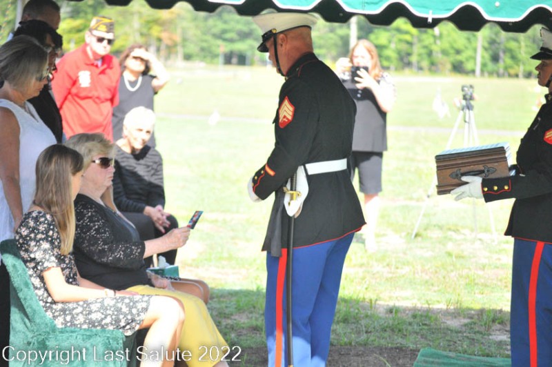 Last-Salute-military-funeral-honor-guard-7112
