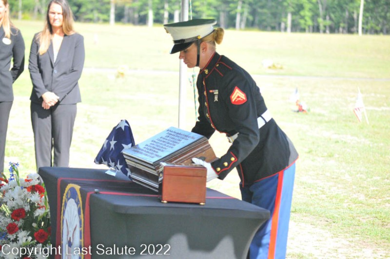 Last-Salute-military-funeral-honor-guard-7121