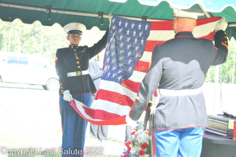 Last-Salute-military-funeral-honor-guard-7161