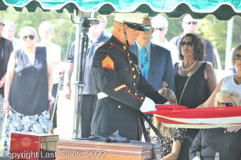Last-Salute-military-funeral-honor-guard-7173