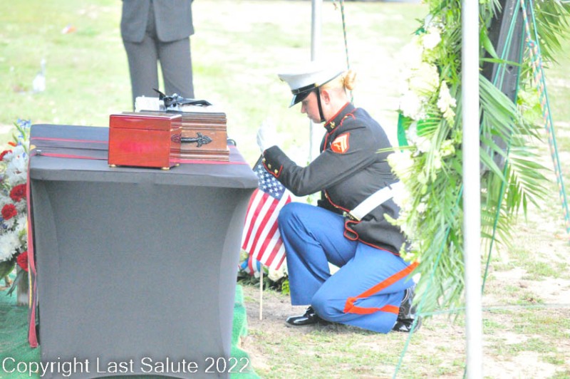 Last-Salute-military-funeral-honor-guard-7218