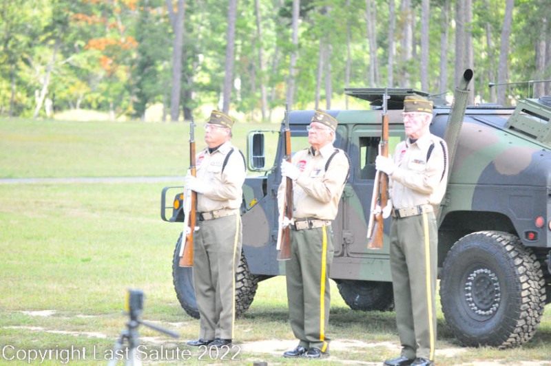 Last-Salute-military-funeral-honor-guard-7220