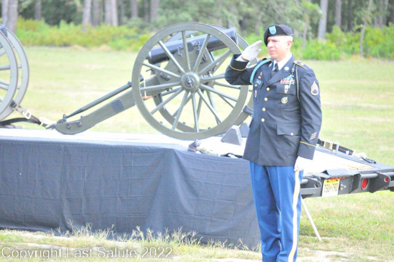 Last-Salute-military-funeral-honor-guard-7221