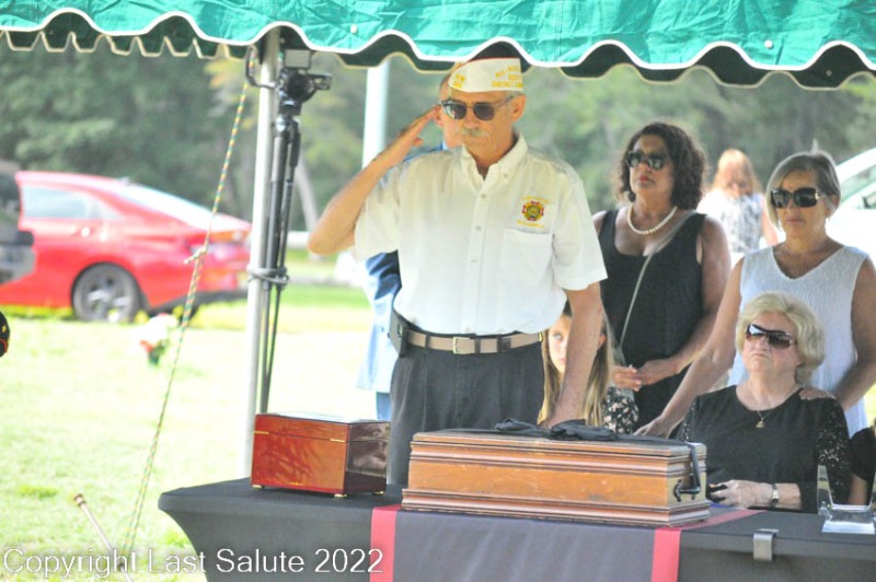 Last-Salute-military-funeral-honor-guard-7253