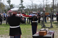 Last-Salute-military-funeral-guard-80
