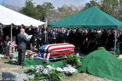 Last-Salute-military-funeral-guard-102