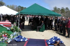 Last-Salute-military-funeral-guard-117
