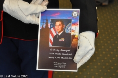 Last-Salute-military-funeral-guard-14