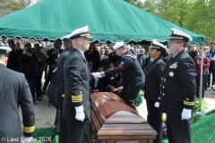 Last-Salute-military-funeral-guard-183