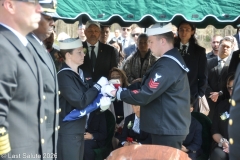 Last-Salute-military-funeral-guard-185