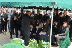 Last-Salute-military-funeral-guard-200