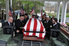 Last-Salute-military-funeral-guard-40