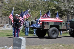 Last-Salute-military-funeral-guard-75