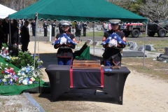 Last-Salute-military-funeral-guard-81
