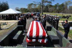 Last-Salute-military-funeral-guard-90