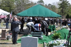 Last-Salute-military-funeral-guard-99